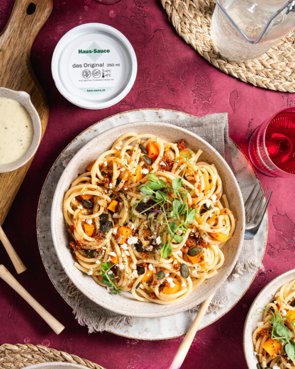 Kuerbis-Spaghetti mit HS-Pesto